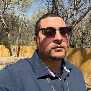 Meet your Posher, Nicolas